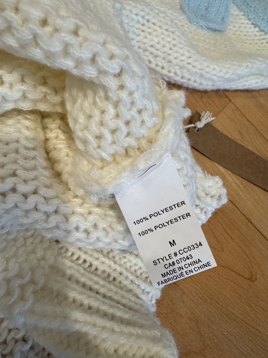 DREAMERS - Oversized balloon sleeve pastel flower knit sweater NWT - Picture 5 of 7